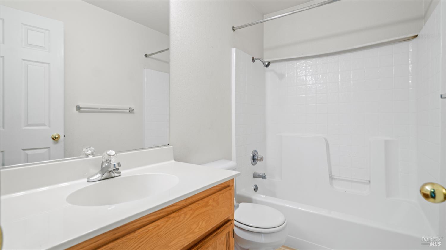 Detail Gallery Image 19 of 46 For 1191 Araquipa Ct, Vacaville,  CA 95687 - 3 Beds | 2/1 Baths