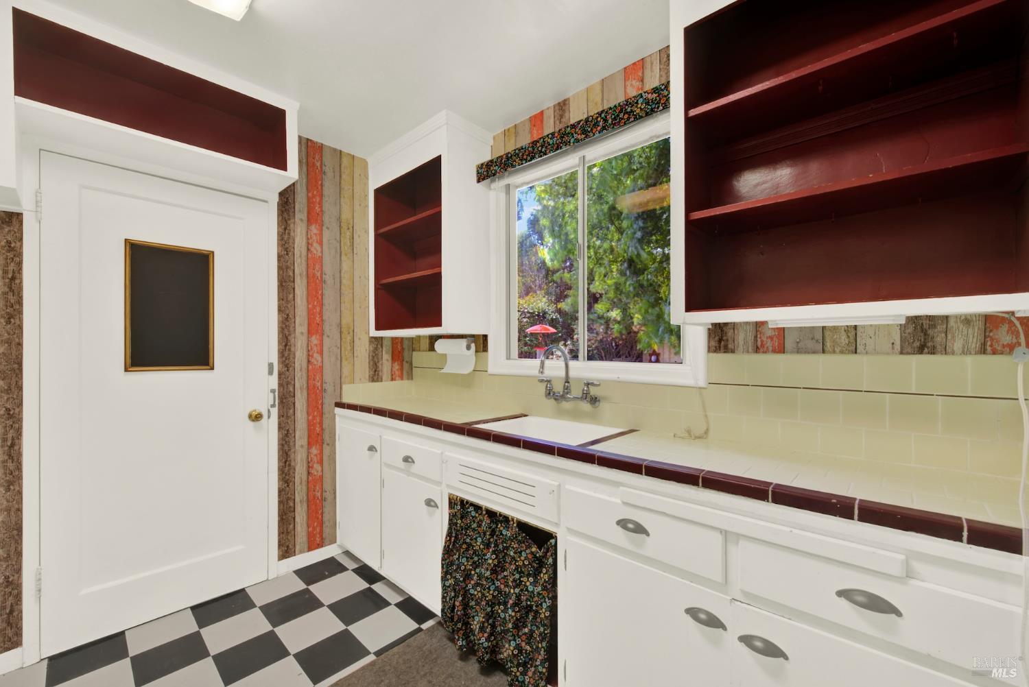 Detail Gallery Image 27 of 64 For 285 Homewood Ave, Napa,  CA 94558 - 2 Beds | 1 Baths