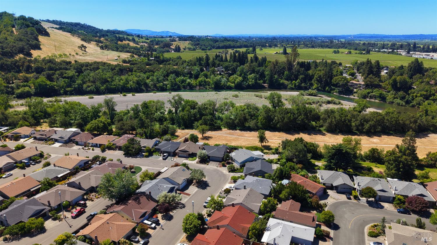 Detail Gallery Image 41 of 48 For 1306 Pinon Dr, Healdsburg,  CA 95448 - 2 Beds | 2/1 Baths