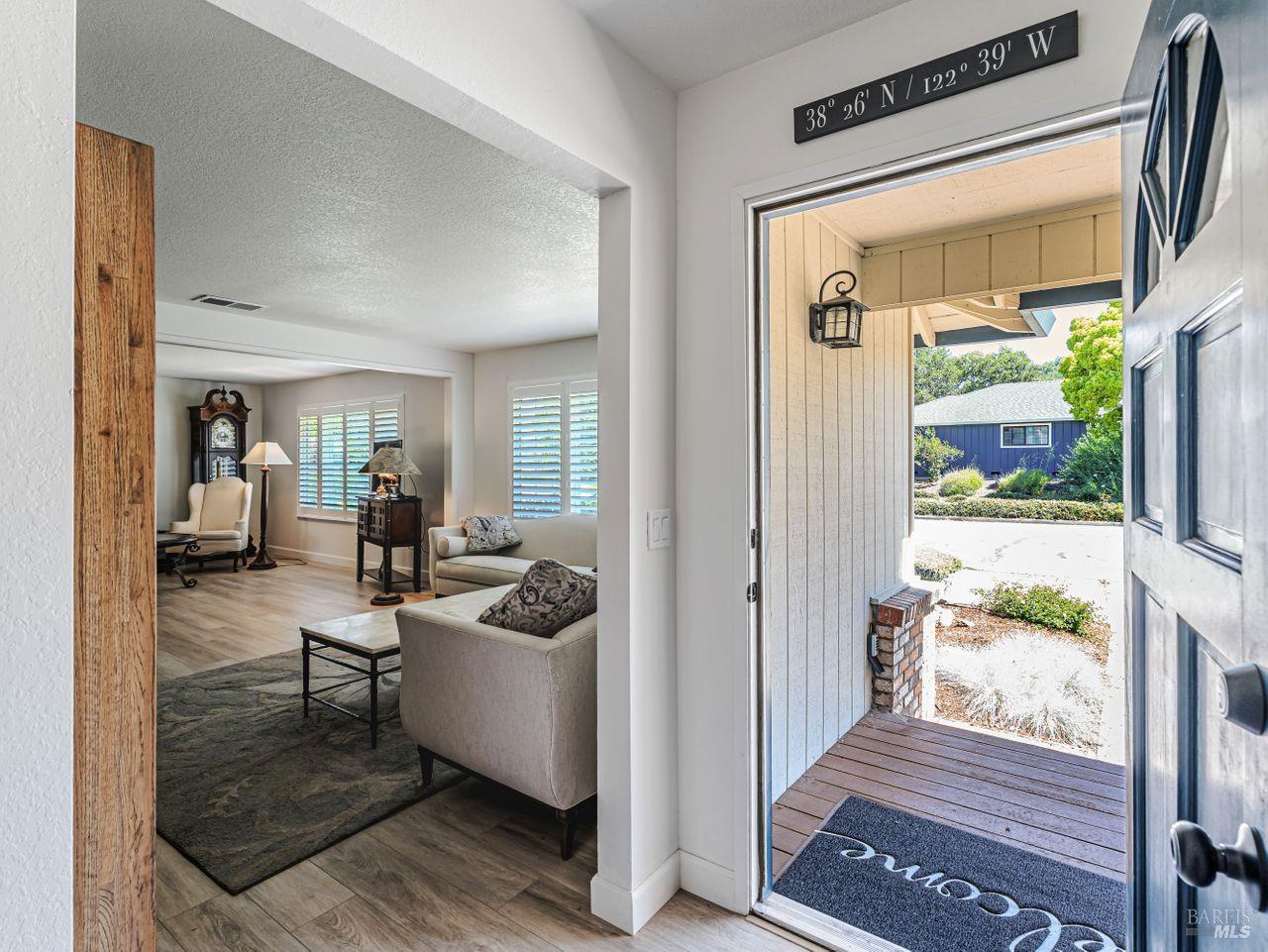 Detail Gallery Image 5 of 30 For 4793 Glencannon St, Santa Rosa,  CA 95405 - 3 Beds | 2 Baths