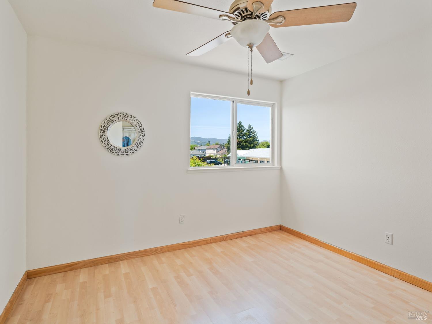 Detail Gallery Image 32 of 60 For 109 Paradise Dr, Napa,  CA 94558 - 4 Beds | 2/1 Baths