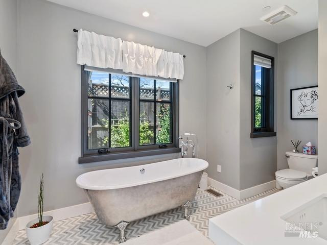 Detail Gallery Image 17 of 23 For 1814 Spring St, Saint Helena,  CA 94574 - 3 Beds | 3/1 Baths