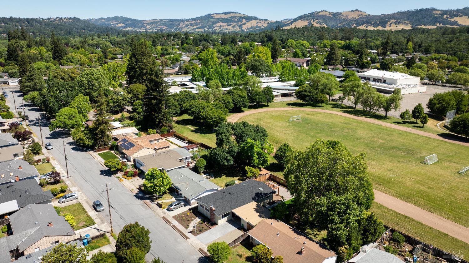 Detail Gallery Image 40 of 43 For 916 Colorado Blvd, Santa Rosa,  CA 95405 - 4 Beds | 2 Baths