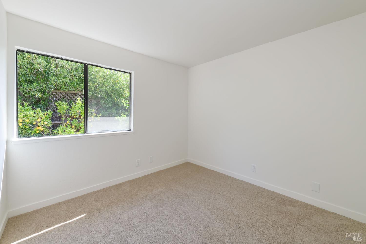 Detail Gallery Image 11 of 25 For 475 San Marin Dr, Novato,  CA 94945 - 4 Beds | 2/1 Baths