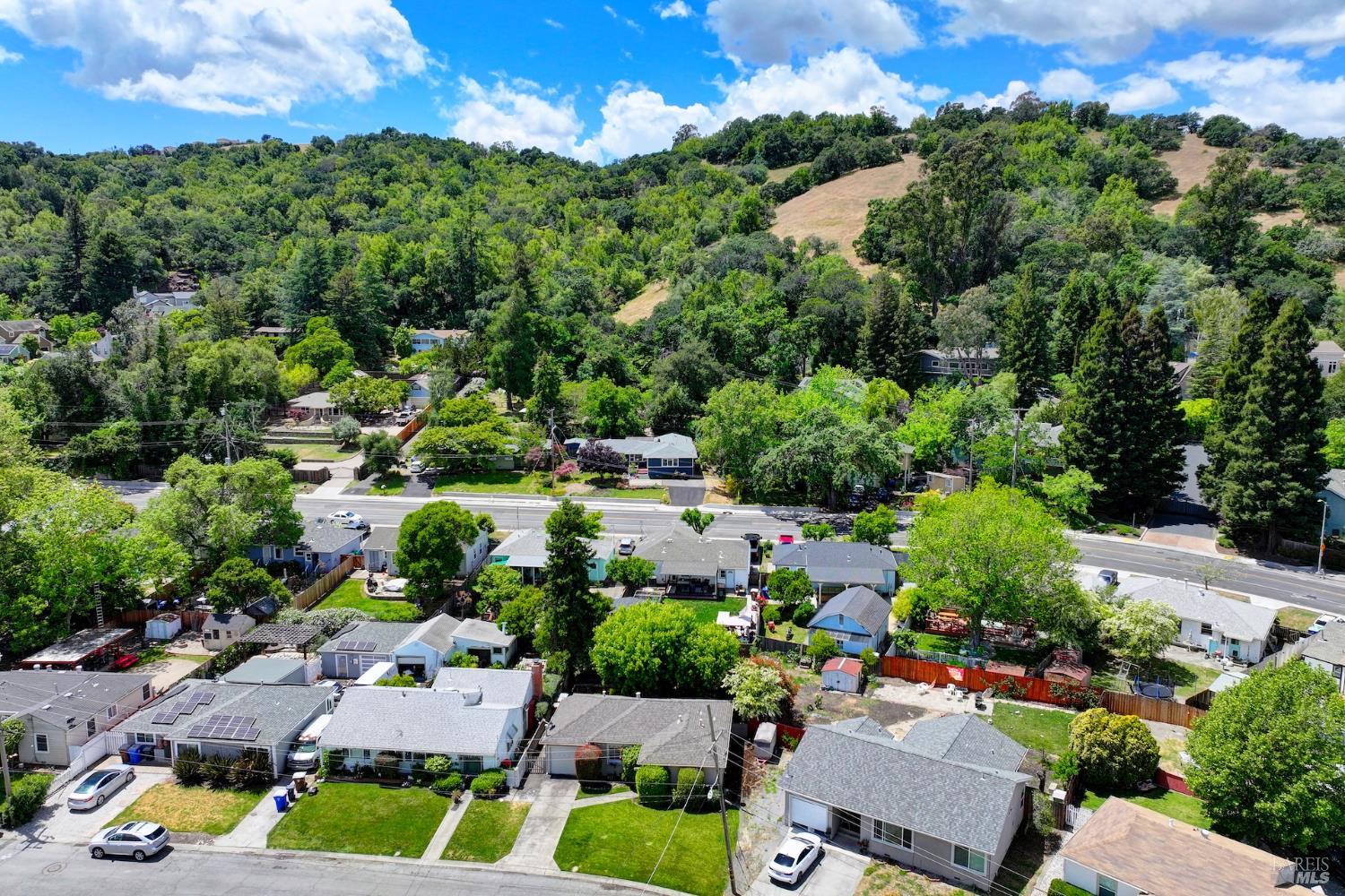 Detail Gallery Image 4 of 64 For 285 Homewood Ave, Napa,  CA 94558 - 2 Beds | 1 Baths