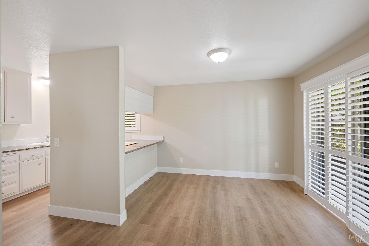 Detail Gallery Image 8 of 32 For 336 Las Casitas Ct, Sonoma,  CA 95476 - 2 Beds | 1/1 Baths