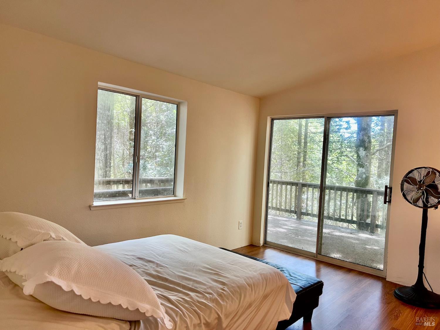 Detail Gallery Image 10 of 24 For 27122 Bear Dr, Willits,  CA 95490 - 3 Beds | 2 Baths