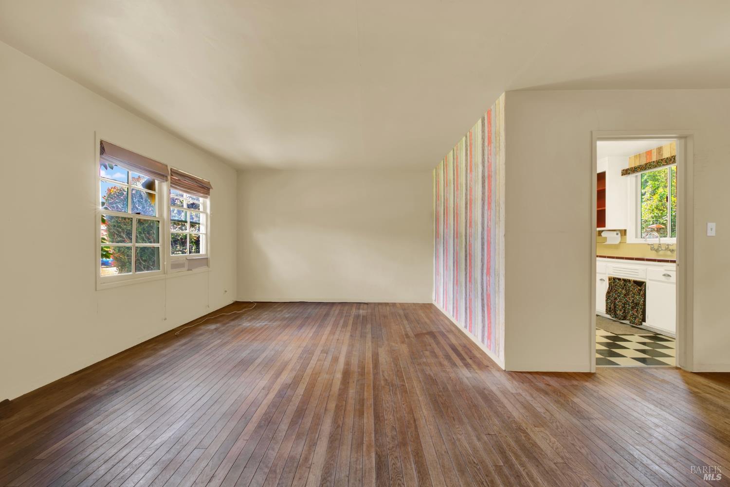 Detail Gallery Image 17 of 64 For 285 Homewood Ave, Napa,  CA 94558 - 2 Beds | 1 Baths
