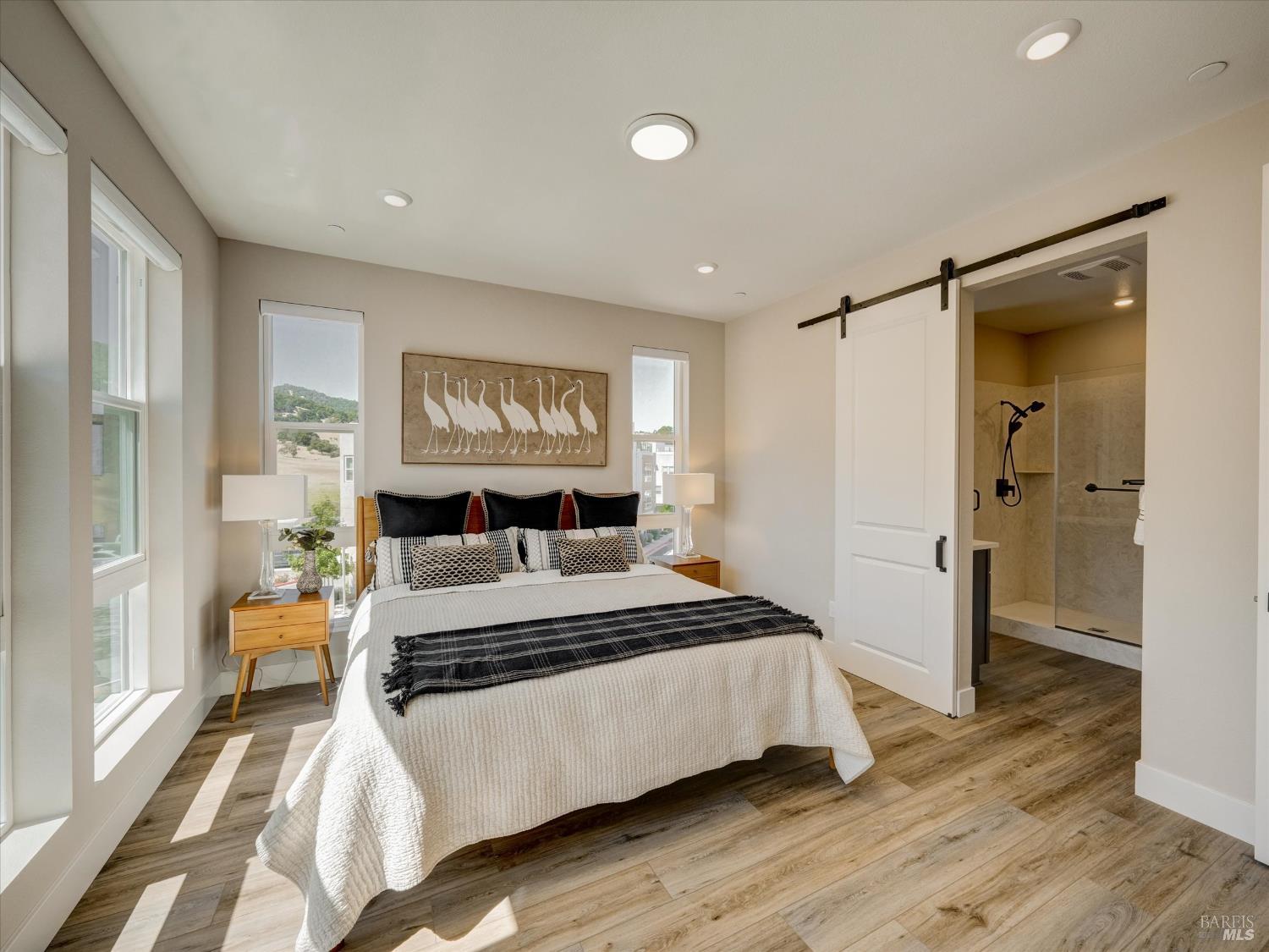 Detail Gallery Image 13 of 41 For 226 Verandah Ave, Novato,  CA 94945 - 3 Beds | 2/1 Baths