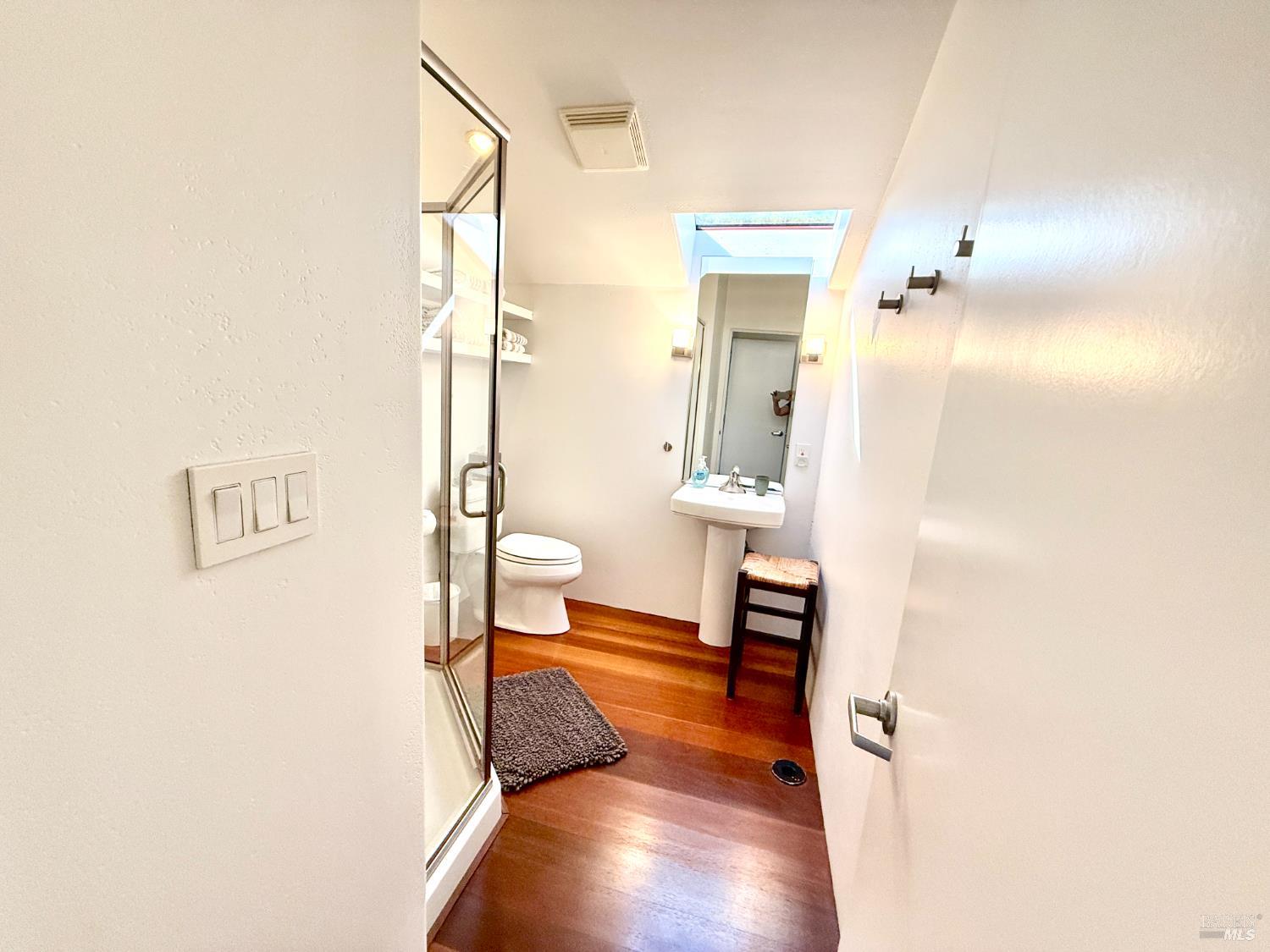 Detail Gallery Image 21 of 31 For 4 Sandy Beach Rd, Vallejo,  CA 94590 - 3 Beds | 3 Baths