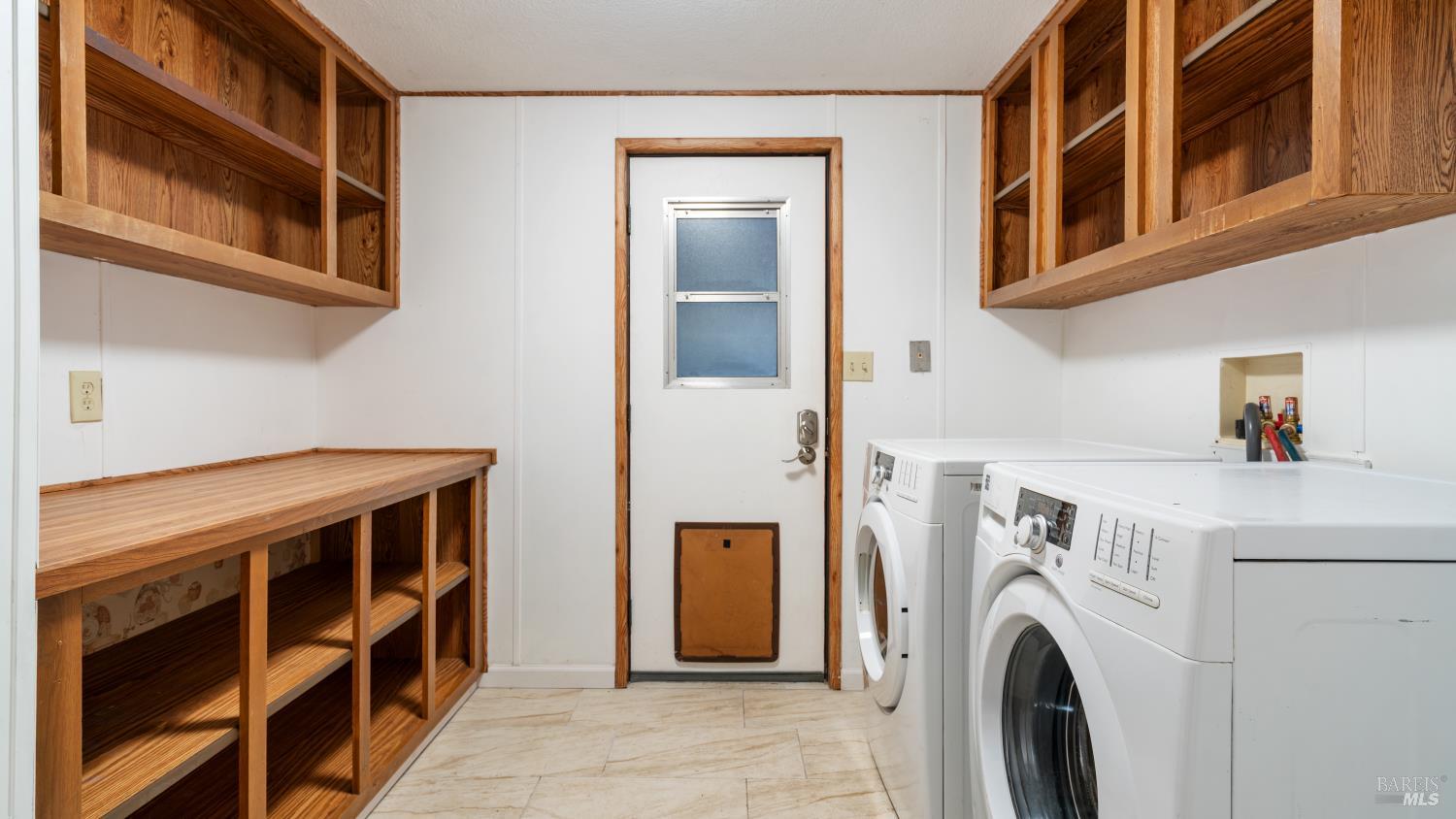 Detail Gallery Image 11 of 24 For 125 Champlain Ave, Cloverdale,  CA 95425 - 2 Beds | 2 Baths
