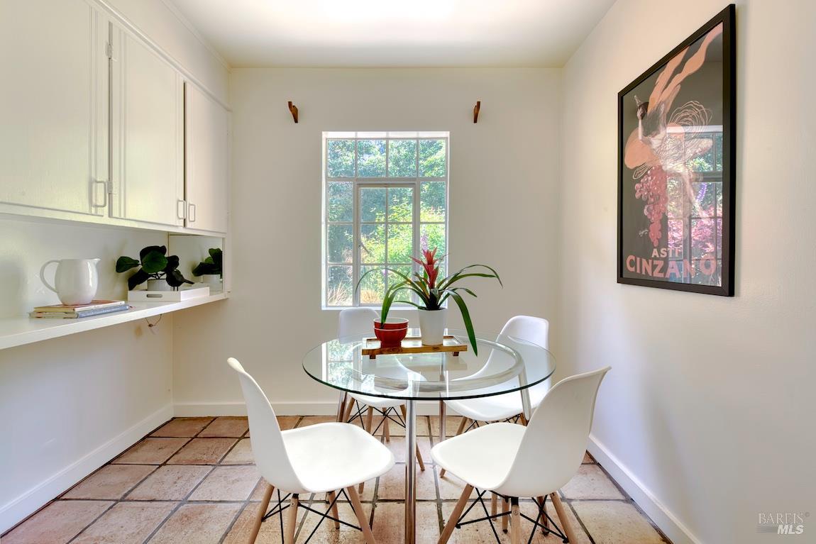 Detail Gallery Image 21 of 45 For 11 Inverness Way, Inverness,  CA 94937 - 3 Beds | 2 Baths