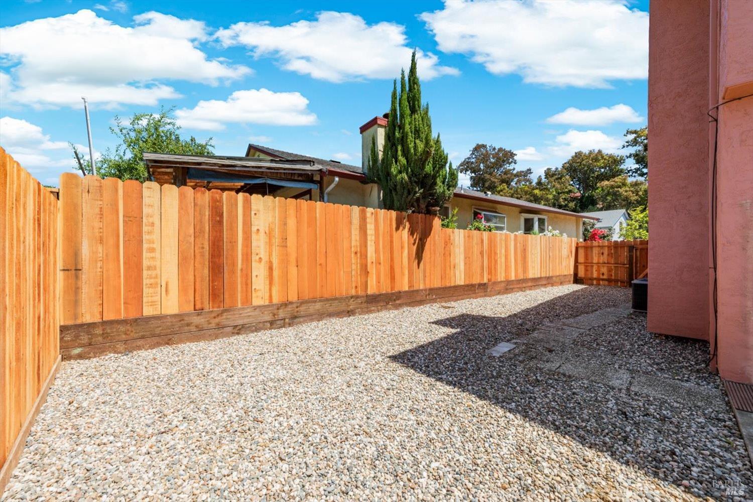 Detail Gallery Image 39 of 51 For 225 Riverview Dr, Vallejo,  CA 94589 - 4 Beds | 2/1 Baths