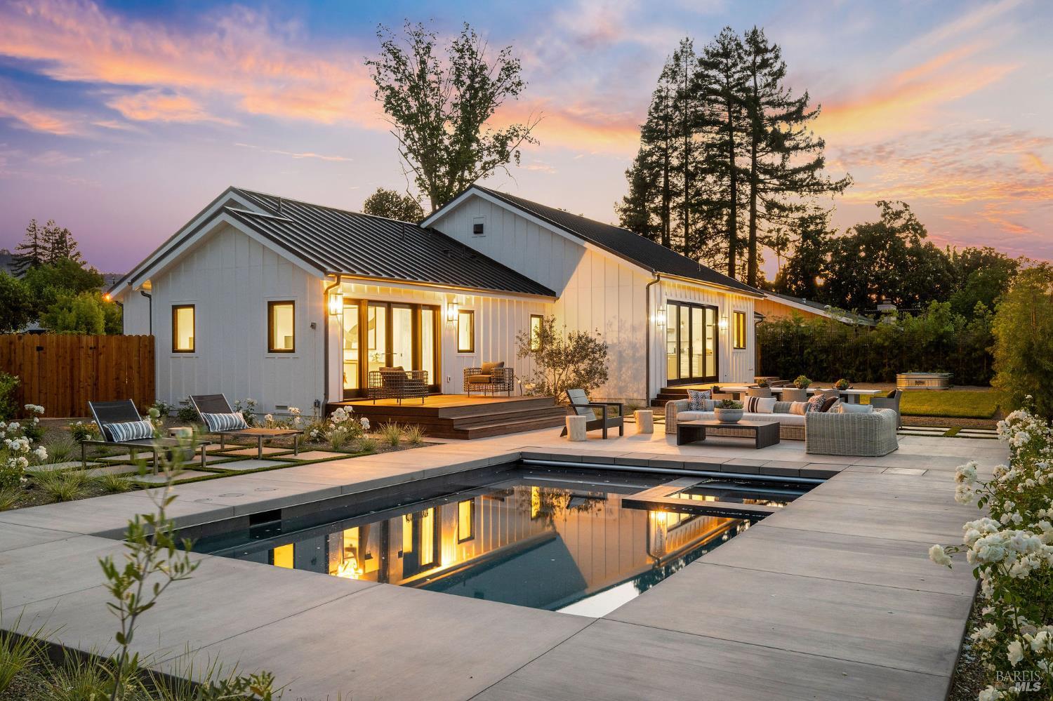Detail Gallery Image 53 of 54 For 1597 Arrowhead Dr, Saint Helena,  CA 94574 - 3 Beds | 3/1 Baths