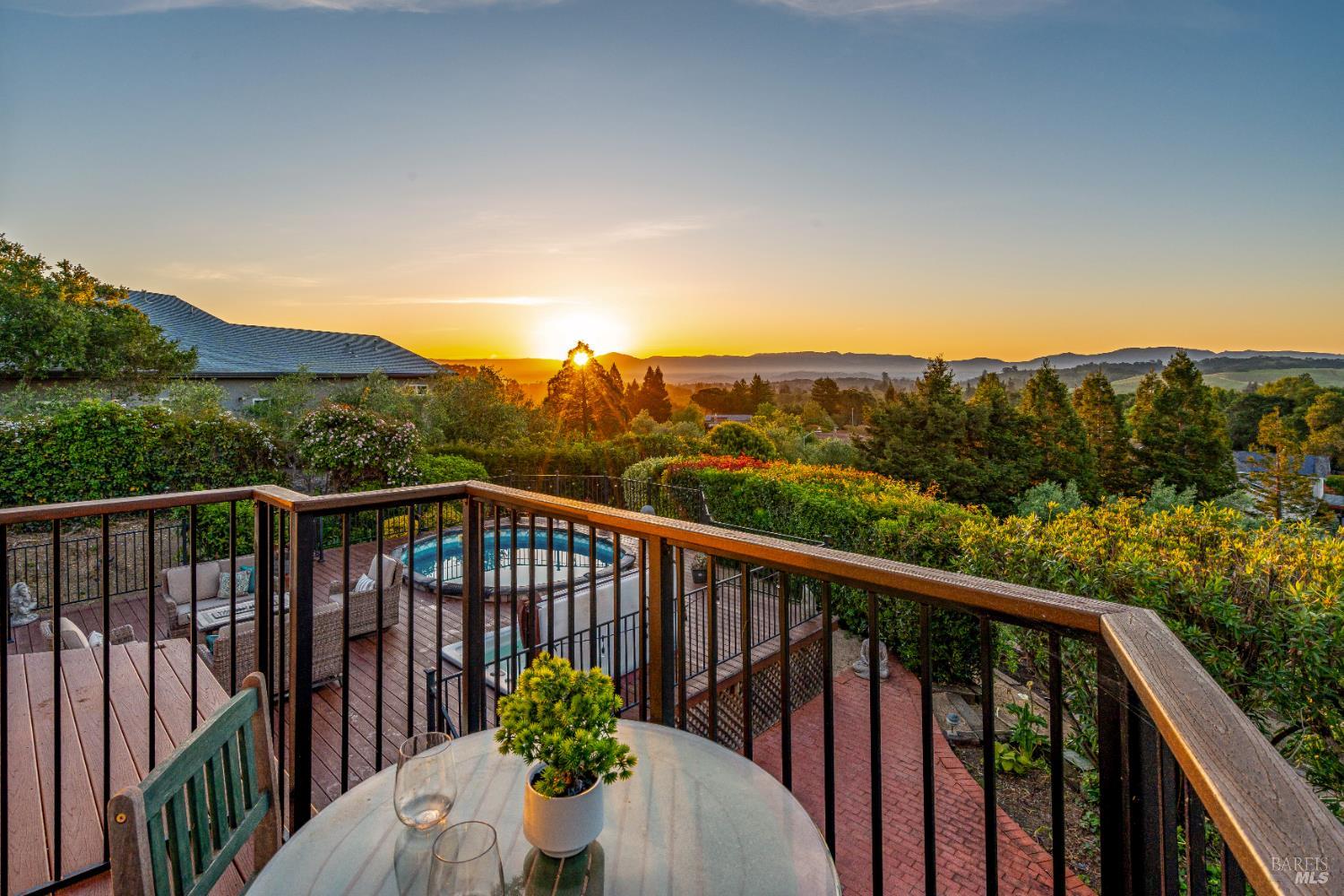 Detail Gallery Image 38 of 64 For 12 Maidu Ct, Napa,  CA 94558 - 4 Beds | 3 Baths