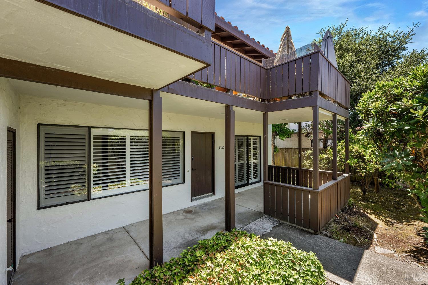 Detail Gallery Image 2 of 32 For 336 Las Casitas Ct, Sonoma,  CA 95476 - 2 Beds | 1/1 Baths