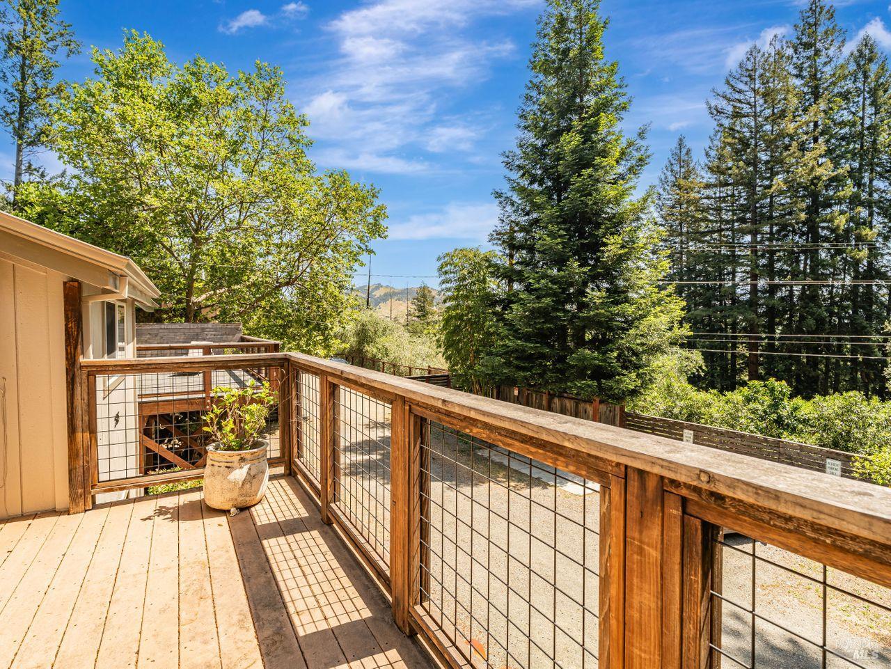 Detail Gallery Image 15 of 33 For 2375 Los Olivos Rd, Santa Rosa,  CA 95404 - 2 Beds | 1 Baths