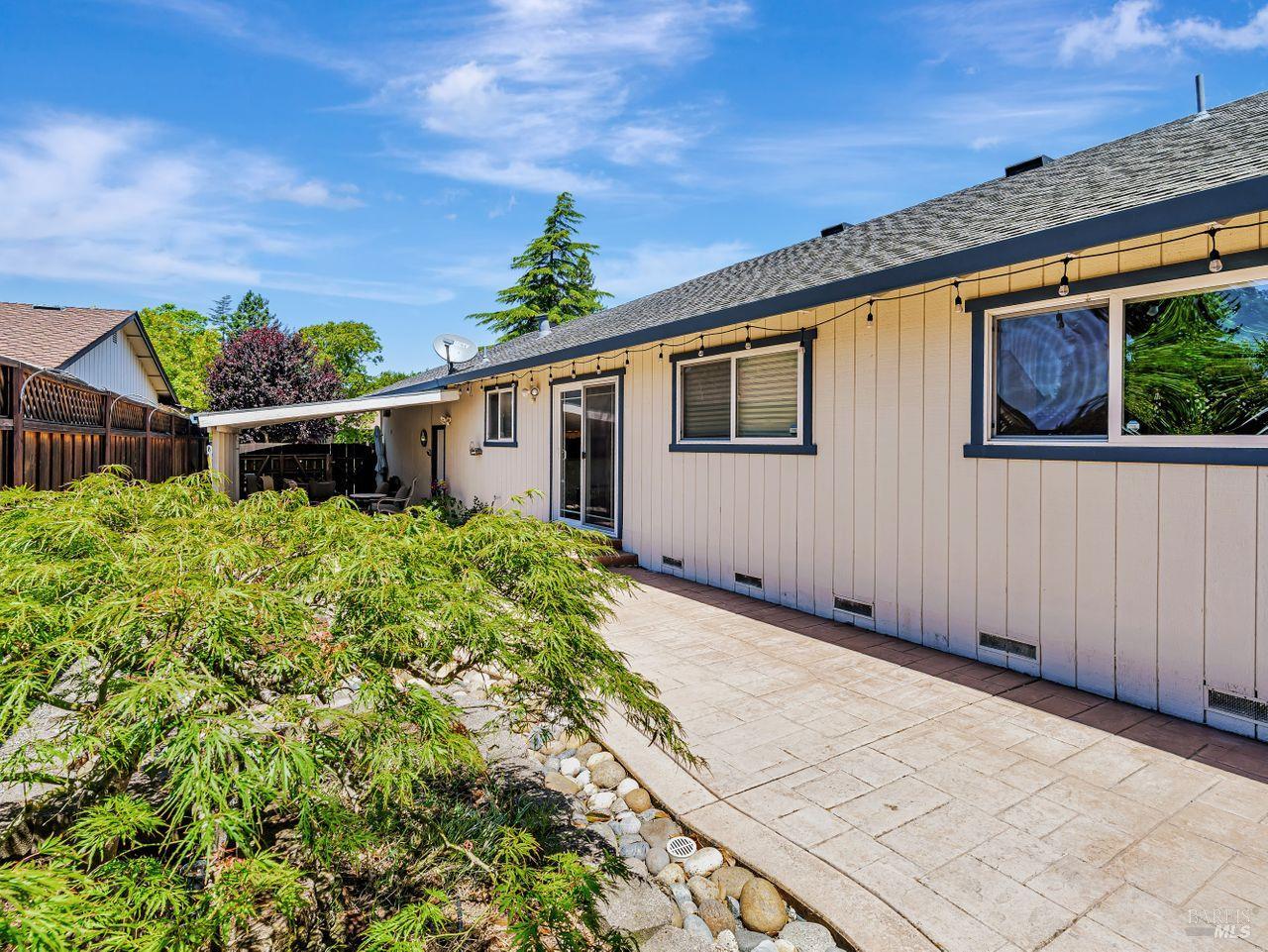 Detail Gallery Image 24 of 30 For 4793 Glencannon St, Santa Rosa,  CA 95405 - 3 Beds | 2 Baths