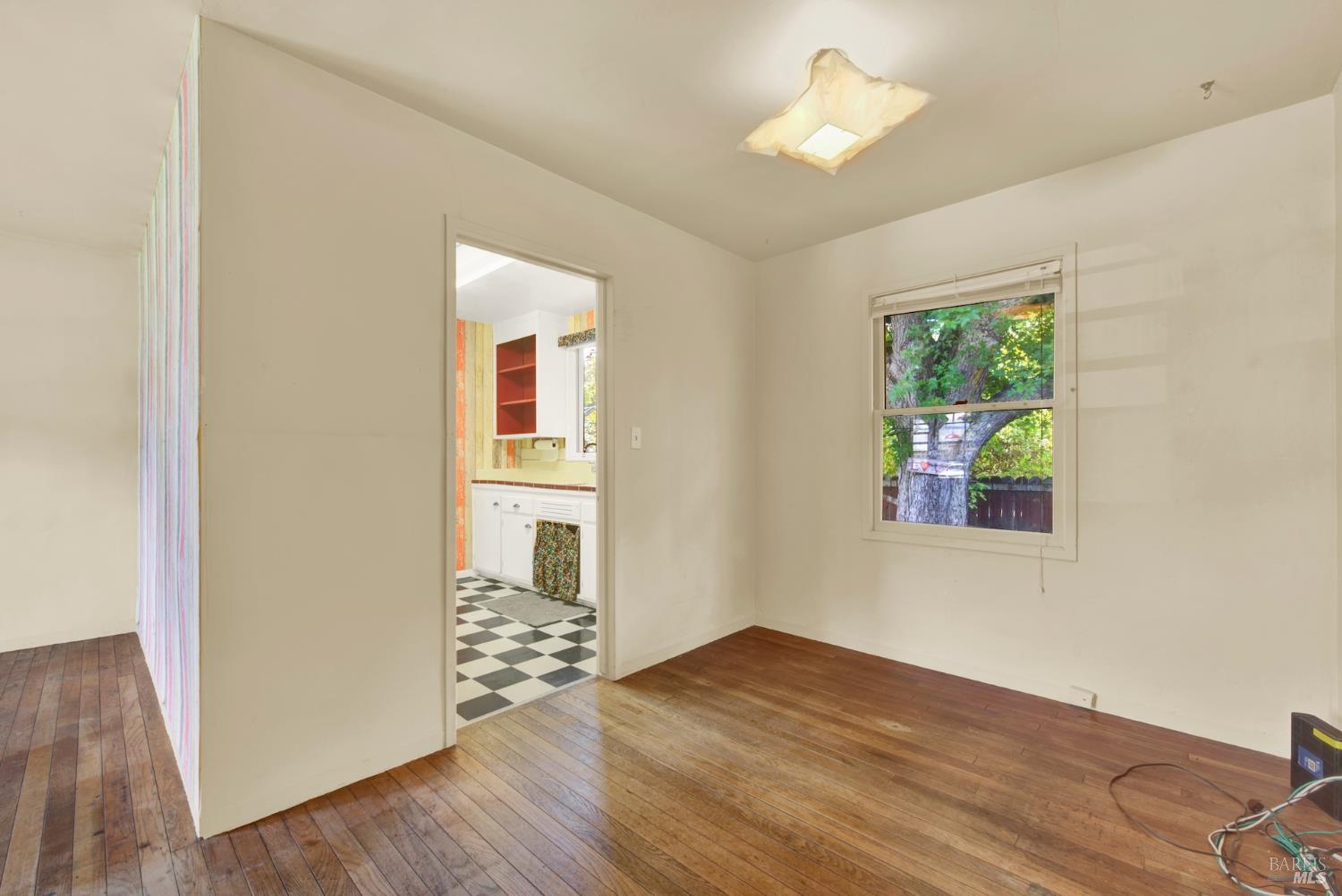 Detail Gallery Image 23 of 64 For 285 Homewood Ave, Napa,  CA 94558 - 2 Beds | 1 Baths