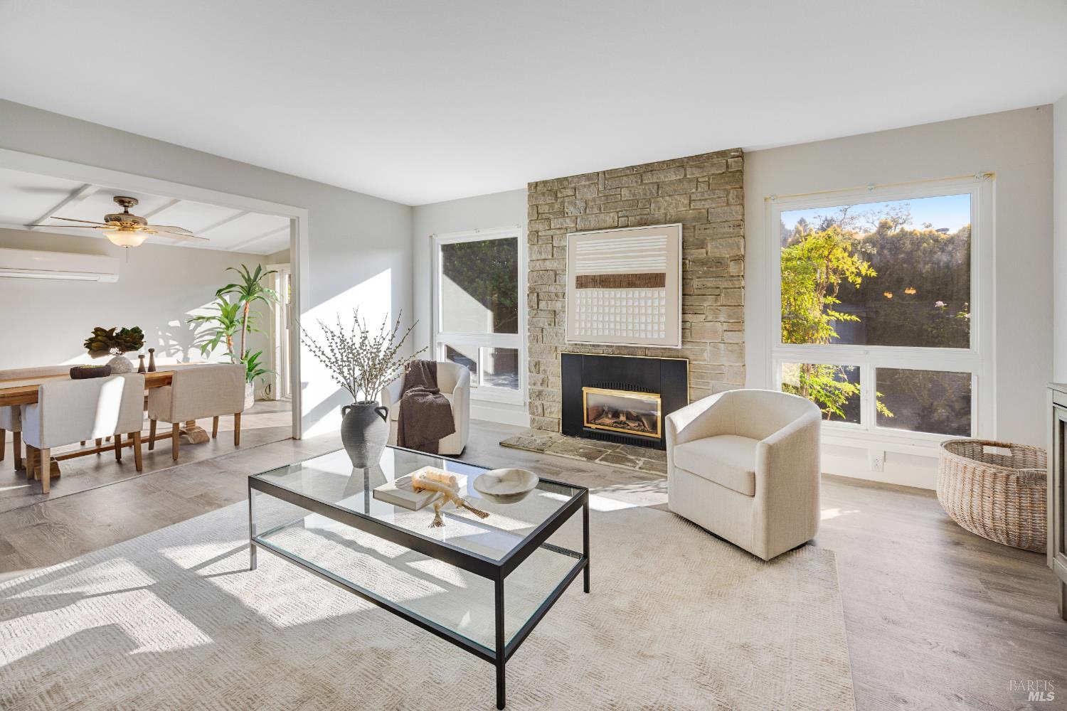 Detail Gallery Image 9 of 83 For 22 Laurie Ct, Novato,  CA 94947 - 4 Beds | 2 Baths
