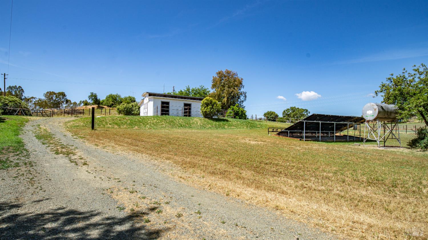 Detail Gallery Image 39 of 70 For 4270 Peaceful Glen Rd, Vacaville,  CA 95688 - 3 Beds | 2 Baths