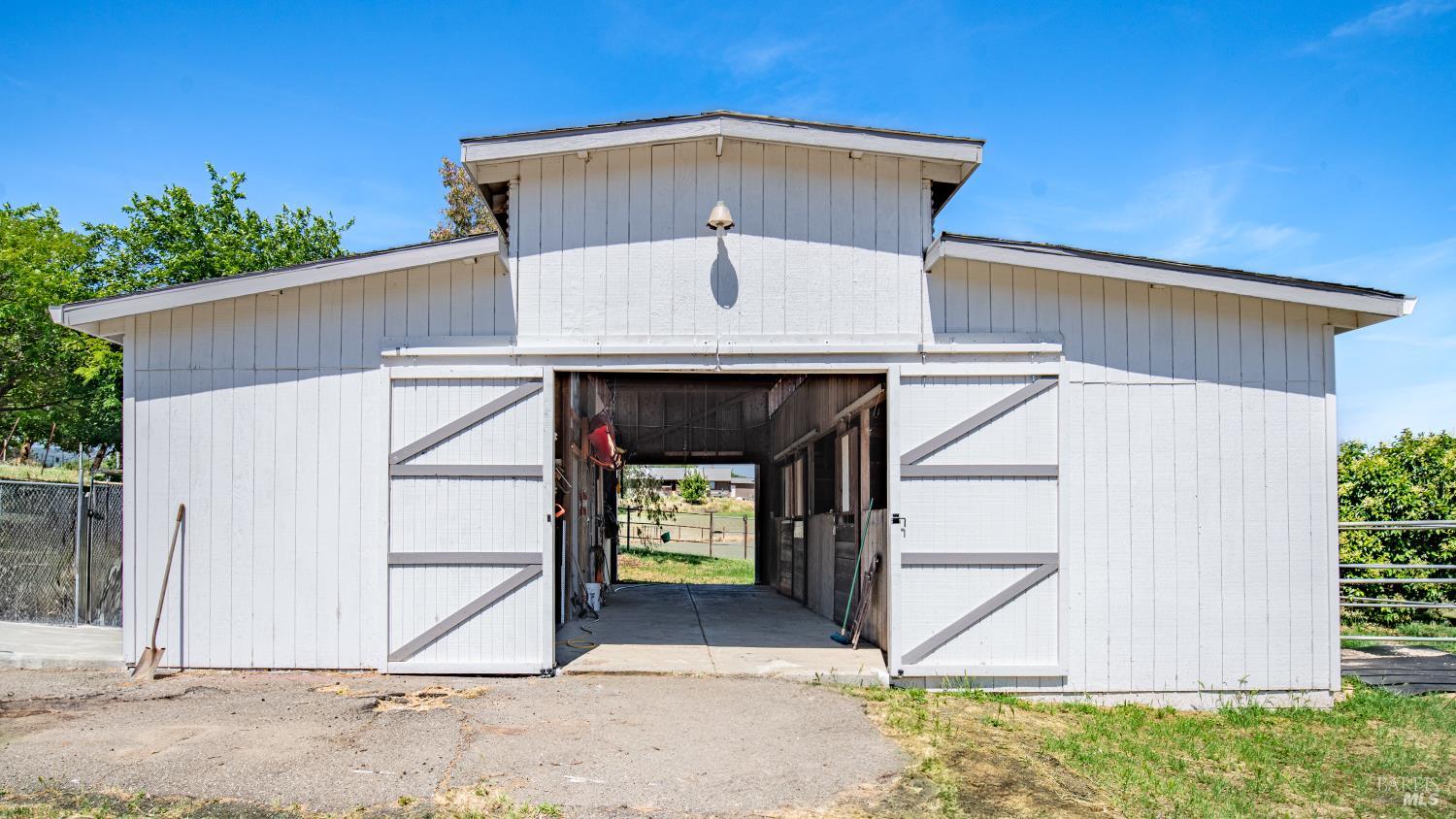 Detail Gallery Image 29 of 70 For 4270 Peaceful Glen Rd, Vacaville,  CA 95688 - 3 Beds | 2 Baths