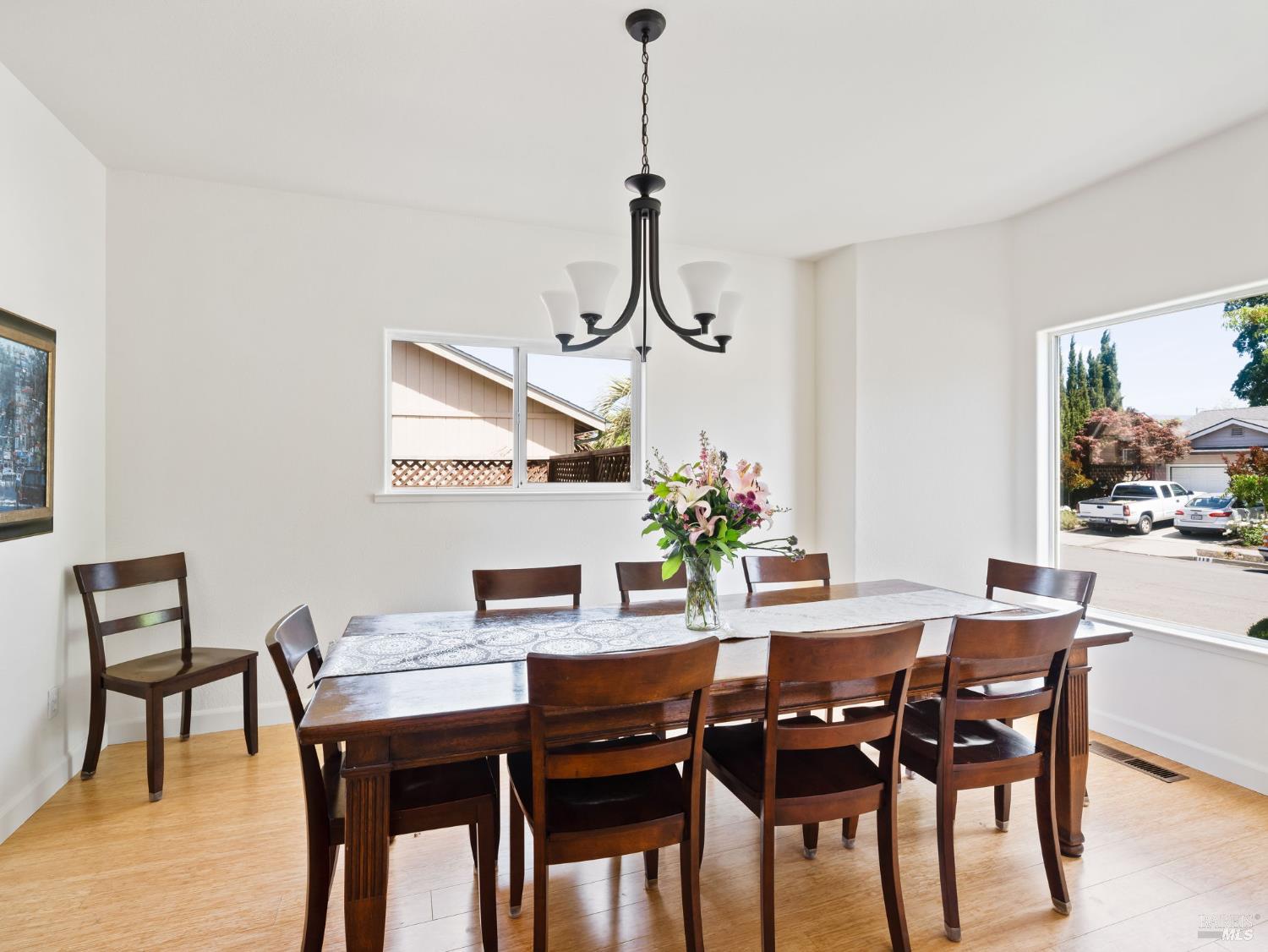 Detail Gallery Image 22 of 60 For 109 Paradise Dr, Napa,  CA 94558 - 4 Beds | 2/1 Baths