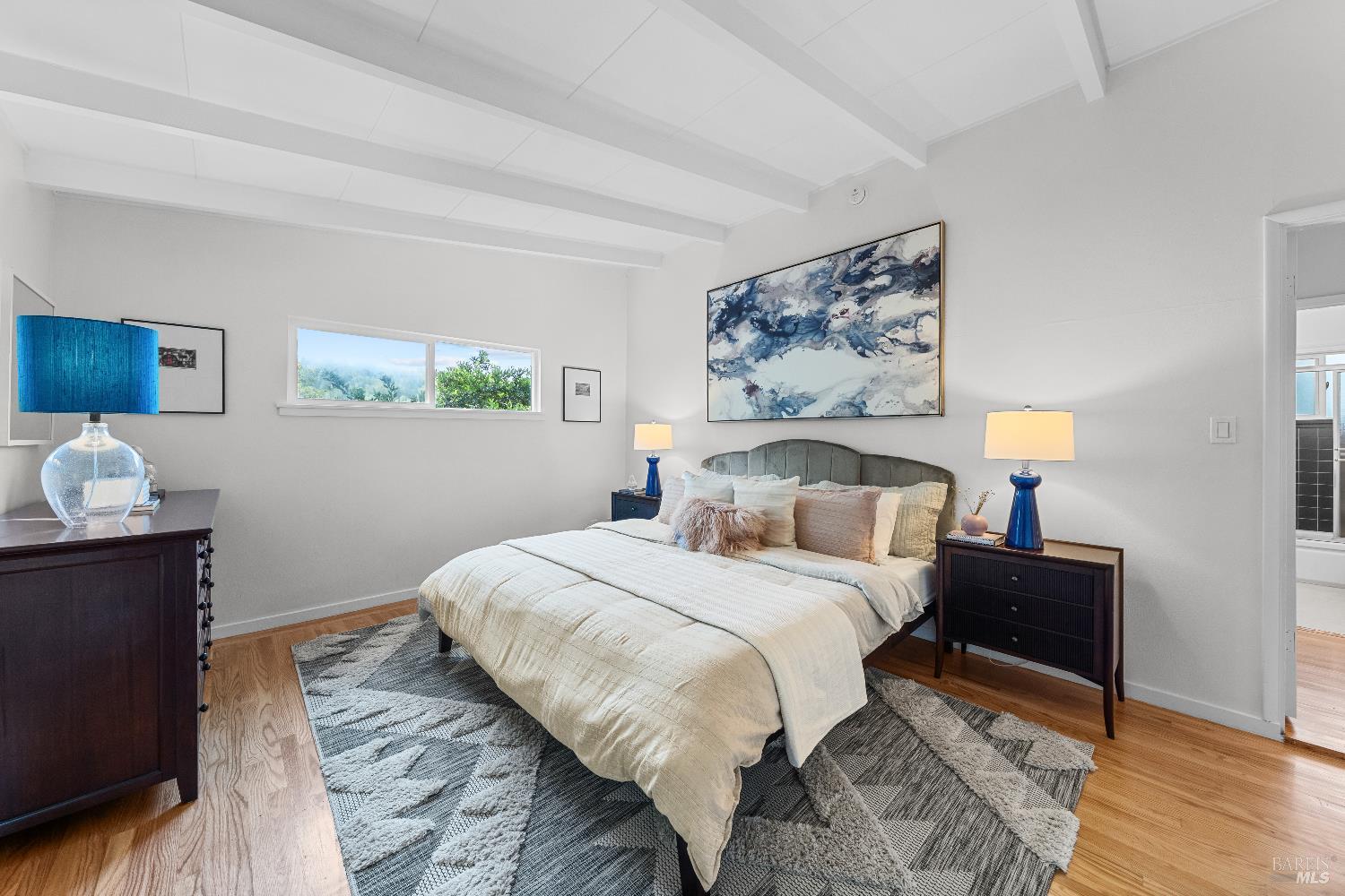 Detail Gallery Image 30 of 51 For 84 E Crescent Dr, San Rafael,  CA 94901 - 3 Beds | 2 Baths