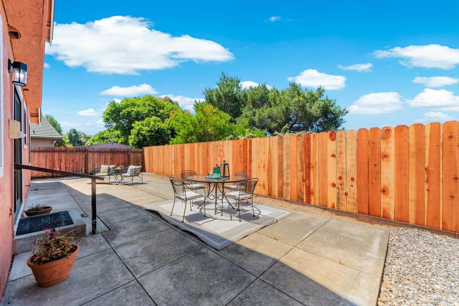 Detail Gallery Image 35 of 51 For 225 Riverview Dr, Vallejo,  CA 94589 - 4 Beds | 2/1 Baths