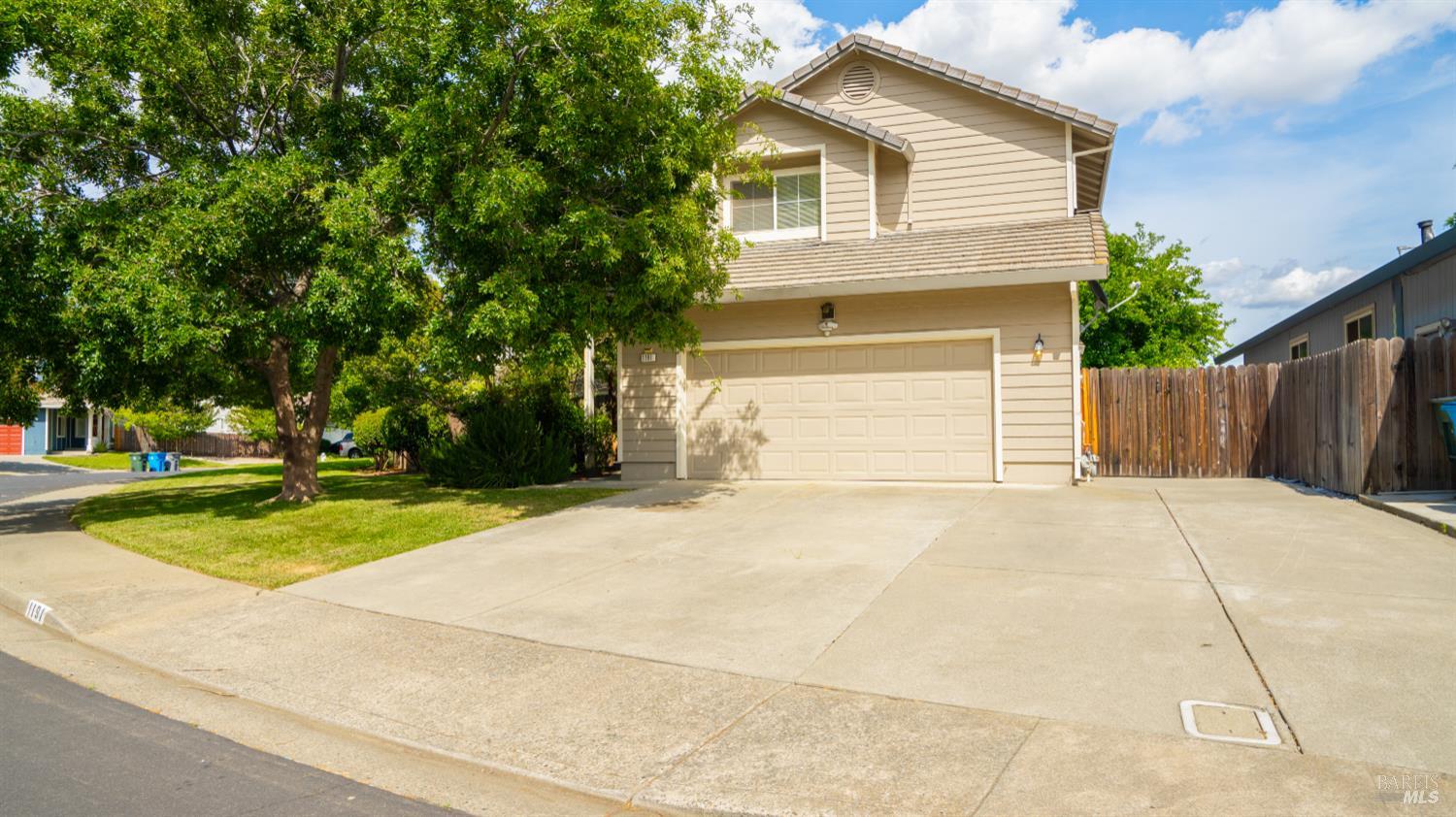 Detail Gallery Image 1 of 46 For 1191 Araquipa Ct, Vacaville,  CA 95687 - 3 Beds | 2/1 Baths