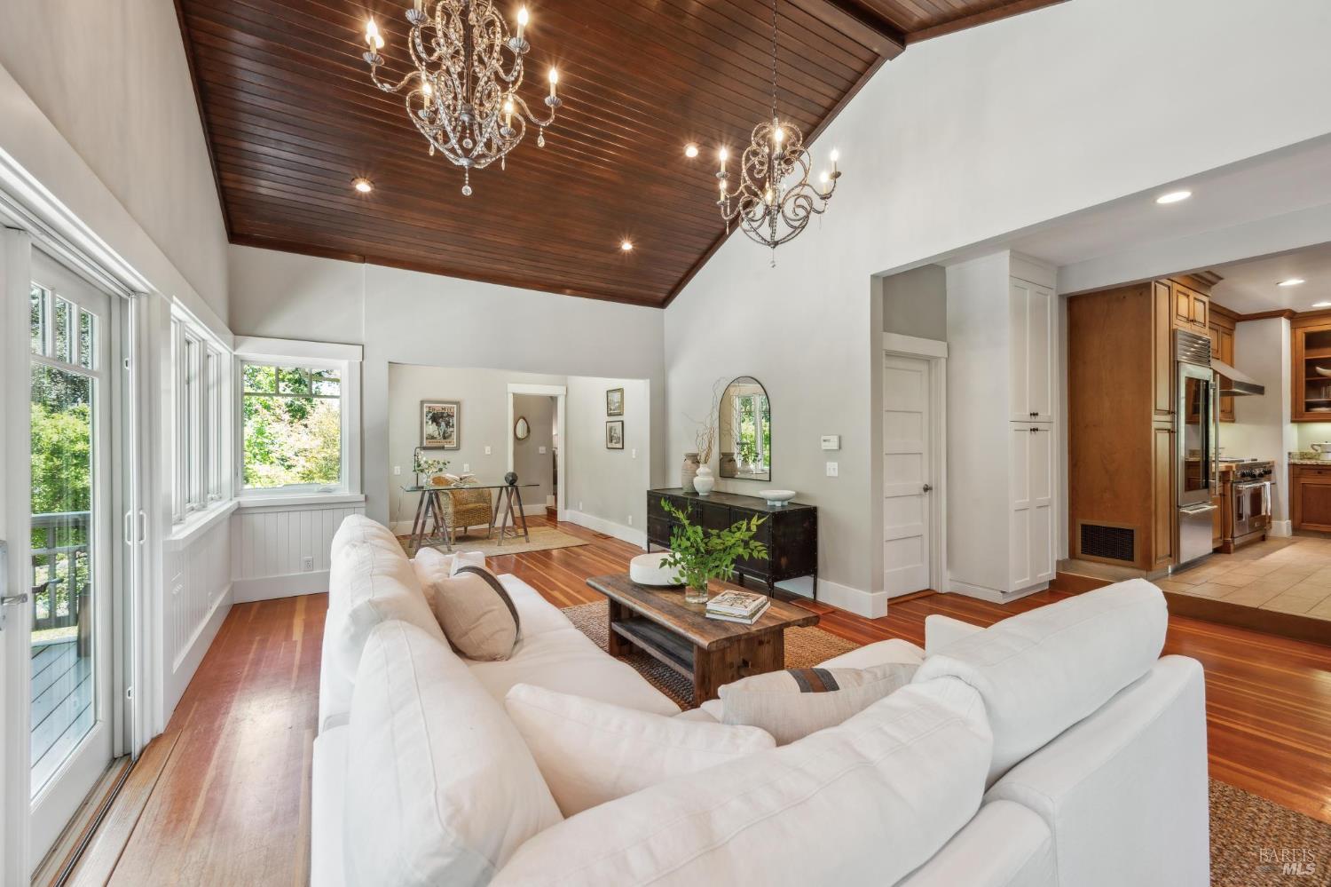 Detail Gallery Image 28 of 94 For 880 W Agua Caliente Rd, Sonoma,  CA 95476 - 4 Beds | 3 Baths