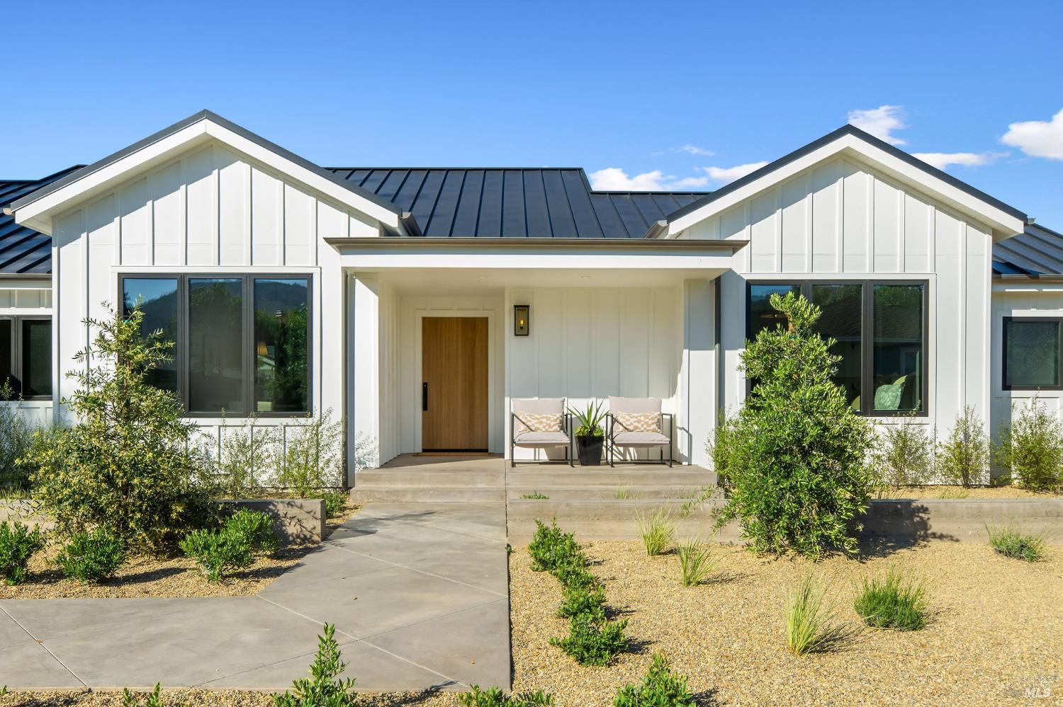 Detail Gallery Image 6 of 54 For 1597 Arrowhead Dr, Saint Helena,  CA 94574 - 3 Beds | 3/1 Baths