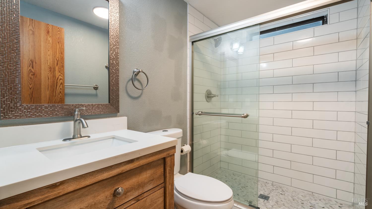 Detail Gallery Image 13 of 24 For 125 Champlain Ave, Cloverdale,  CA 95425 - 2 Beds | 2 Baths