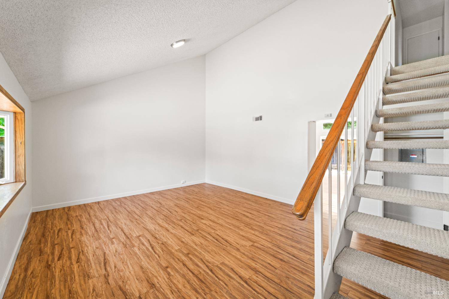 Detail Gallery Image 12 of 42 For 2246 Carver Pl, Fairfield,  CA 94533 - 4 Beds | 2 Baths