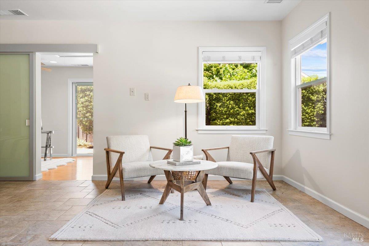 Detail Gallery Image 56 of 67 For 107 1st St, Healdsburg,  CA 95448 - 3 Beds | 3 Baths