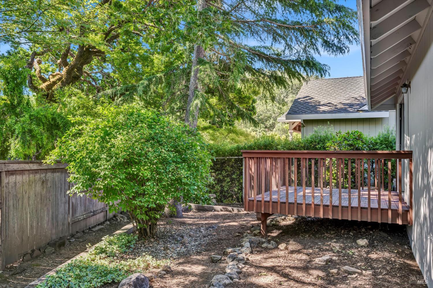 Detail Gallery Image 24 of 31 For 430 Woodley Pl, Santa Rosa,  CA 95409 - 2 Beds | 2 Baths