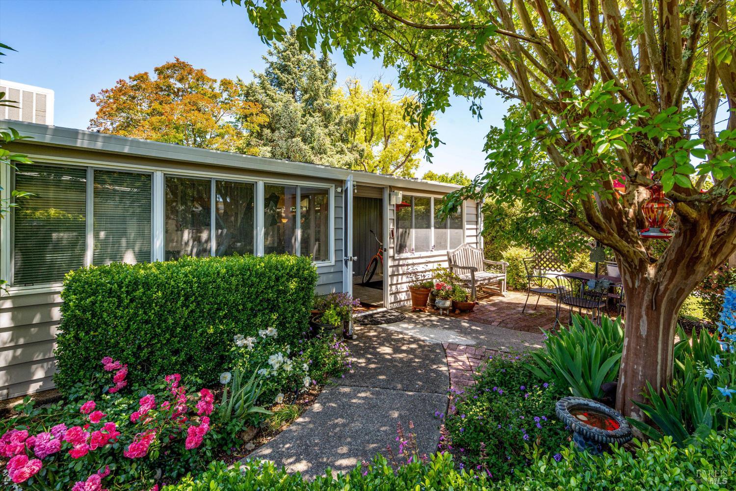 Detail Gallery Image 1 of 48 For 180 Pas Pajaros Calle Unkn, Sonoma,  CA 95476 - 2 Beds | 2 Baths