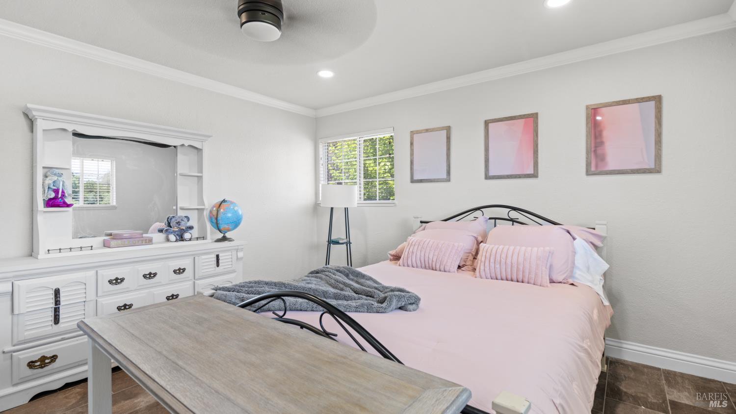 Detail Gallery Image 18 of 70 For 4270 Peaceful Glen Rd, Vacaville,  CA 95688 - 3 Beds | 2 Baths