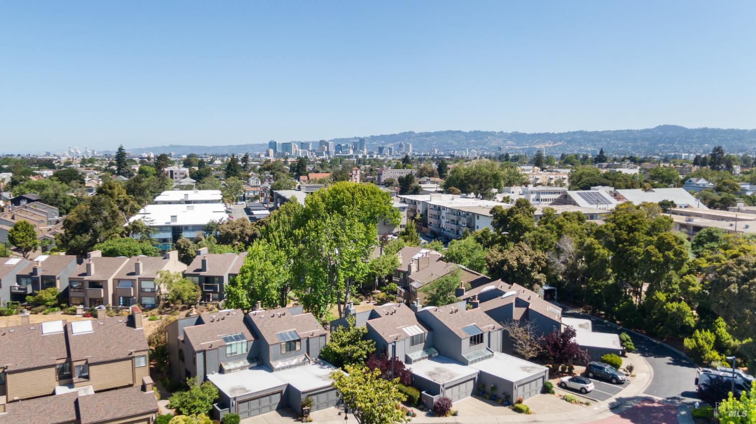 Detail Gallery Image 48 of 53 For 553 Kings Rd, Alameda,  CA 94501 - 2 Beds | 2/1 Baths