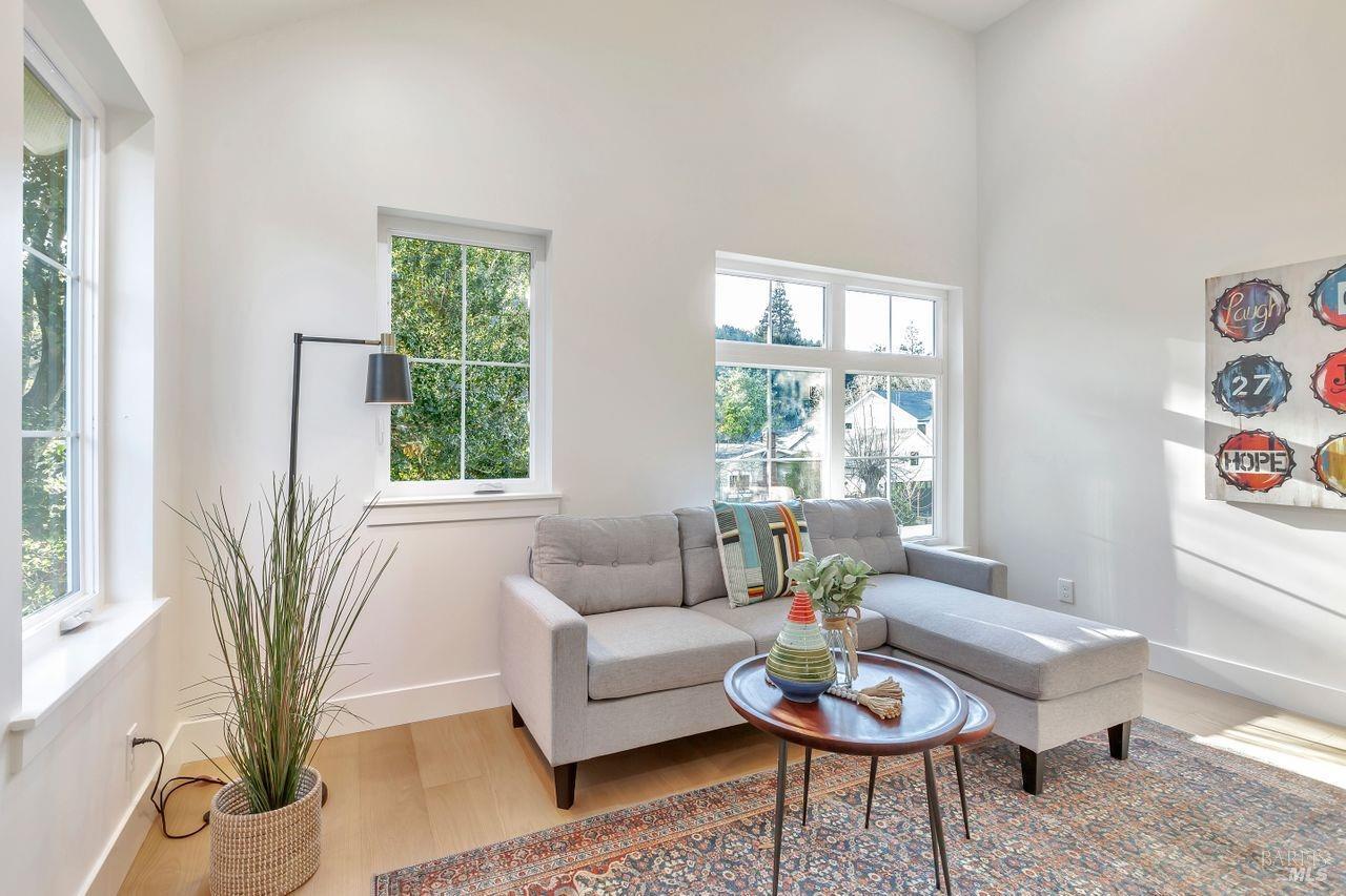Detail Gallery Image 40 of 64 For 22 Cedar Ave, Kentfield,  CA 94904 - 5 Beds | 5 Baths