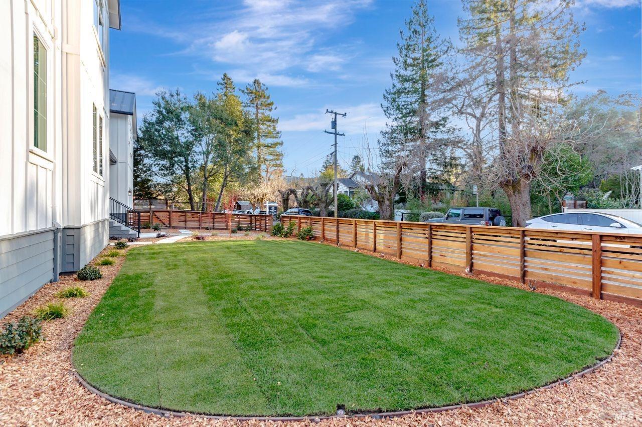 Detail Gallery Image 7 of 64 For 22 Cedar Ave, Kentfield,  CA 94904 - 5 Beds | 5 Baths