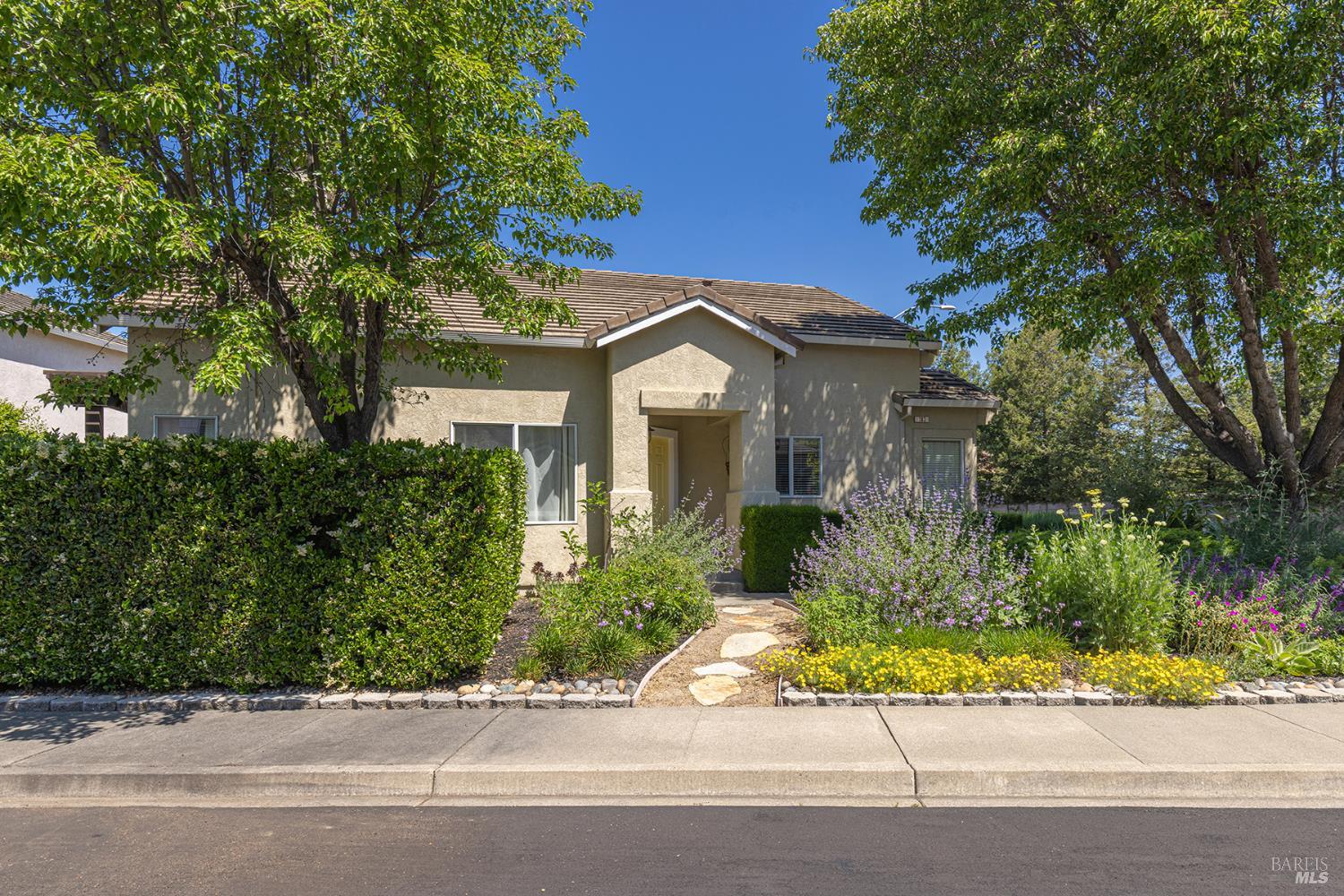 Detail Gallery Image 31 of 31 For 103 Trent Dr, Napa,  CA 94558 - 3 Beds | 2/1 Baths