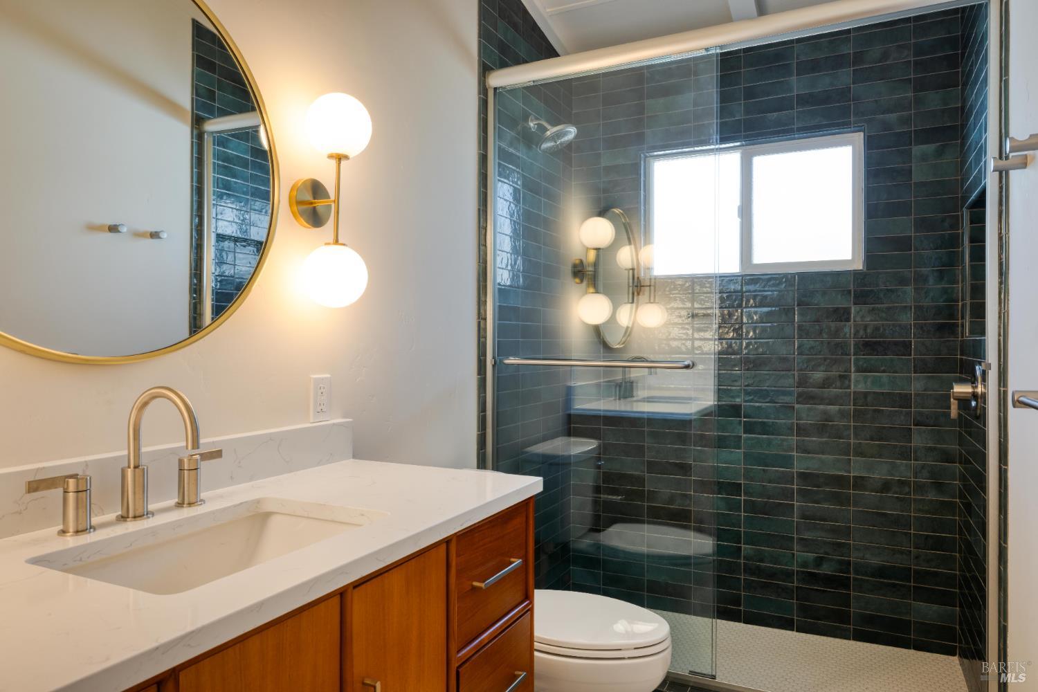 Detail Gallery Image 19 of 43 For 916 Colorado Blvd, Santa Rosa,  CA 95405 - 4 Beds | 2 Baths