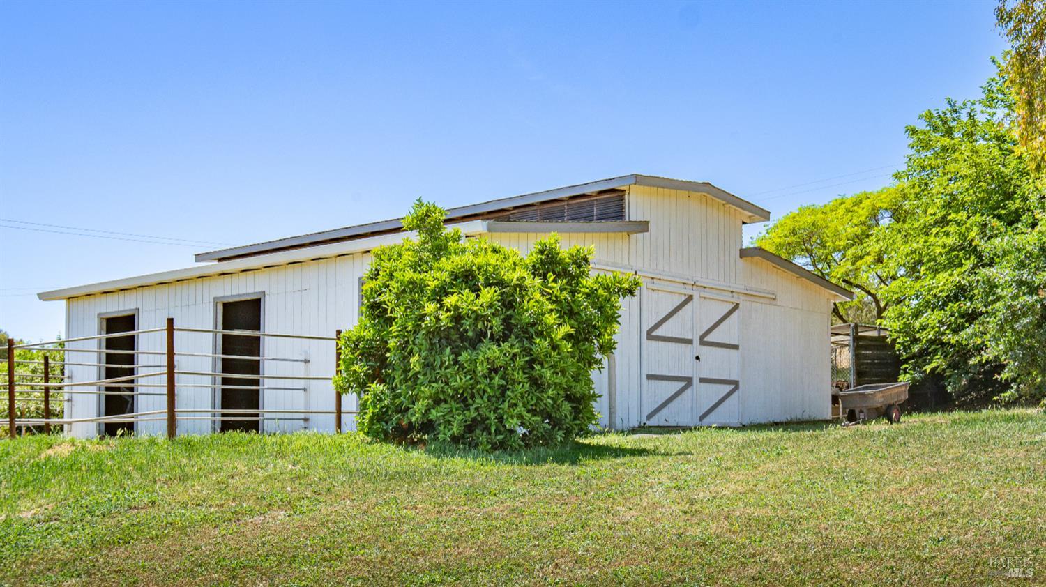 Detail Gallery Image 28 of 70 For 4270 Peaceful Glen Rd, Vacaville,  CA 95688 - 3 Beds | 2 Baths