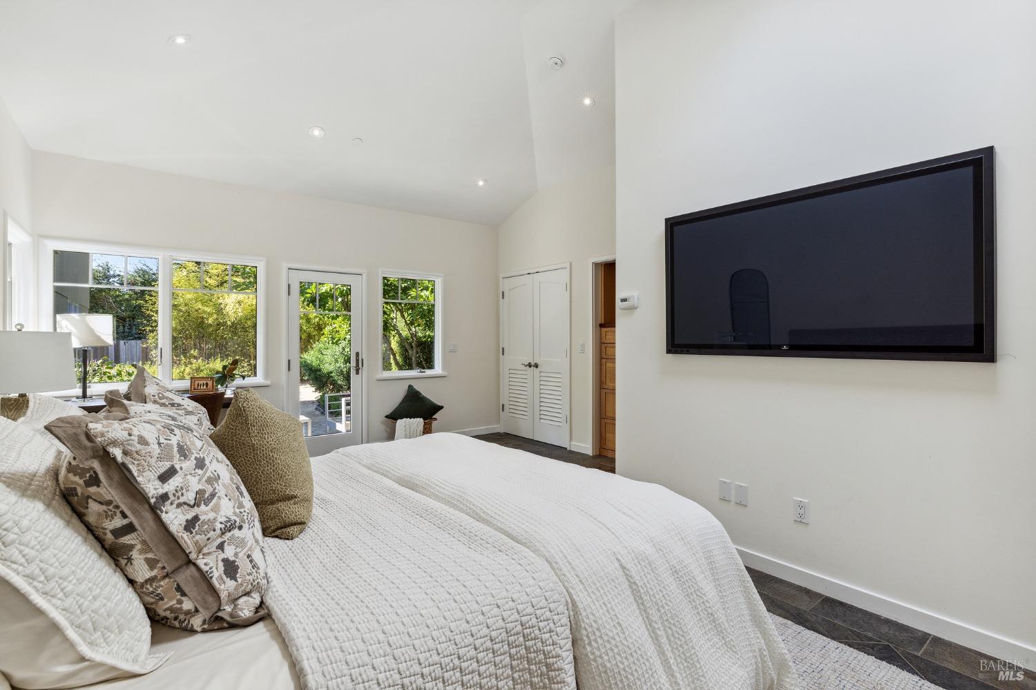 Detail Gallery Image 42 of 56 For 41 Cypress Rd, Point Reyes Station,  CA 94956 - 4 Beds | 4/1 Baths