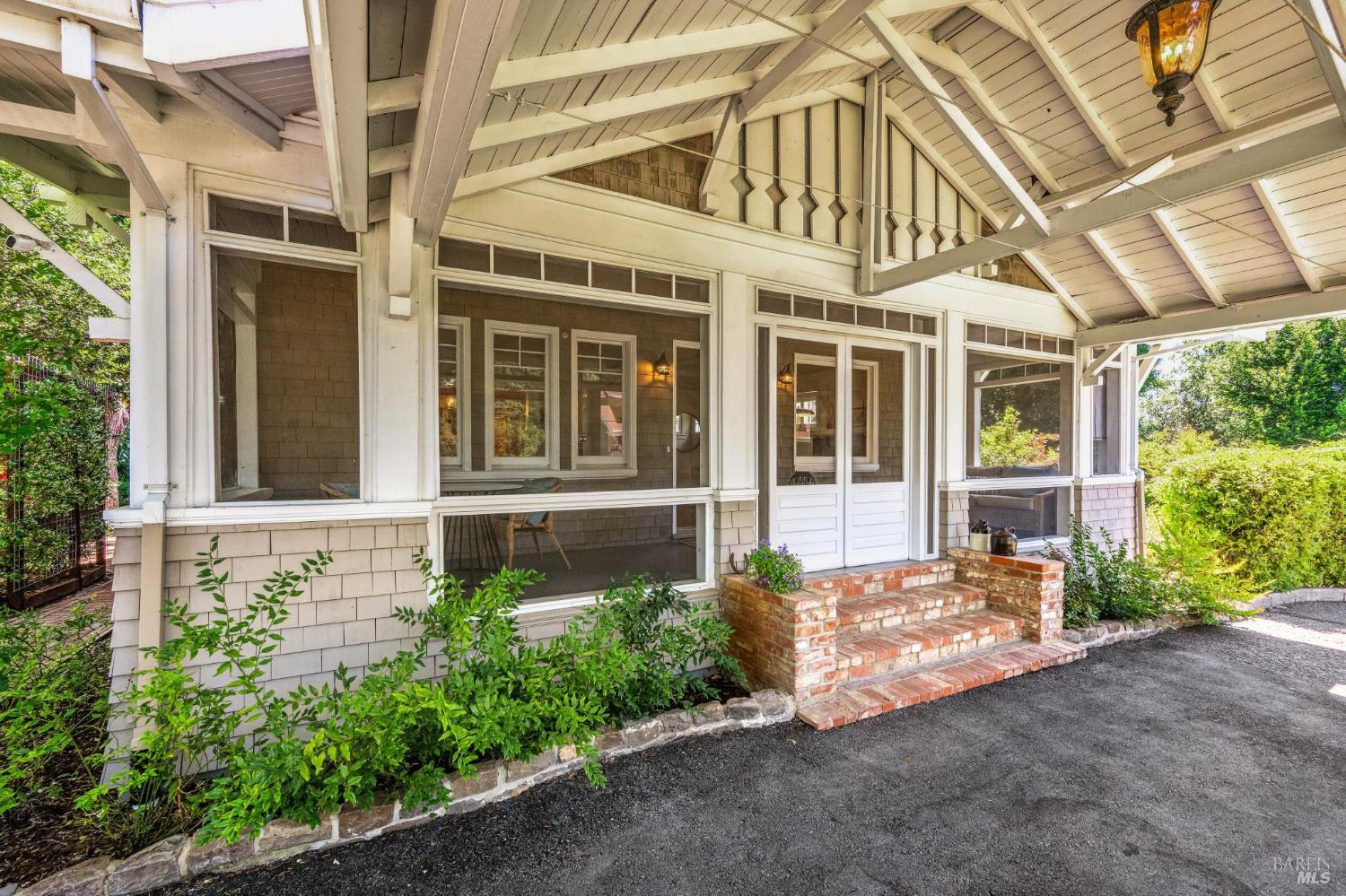 Detail Gallery Image 10 of 94 For 880 W Agua Caliente Rd, Sonoma,  CA 95476 - 4 Beds | 3 Baths