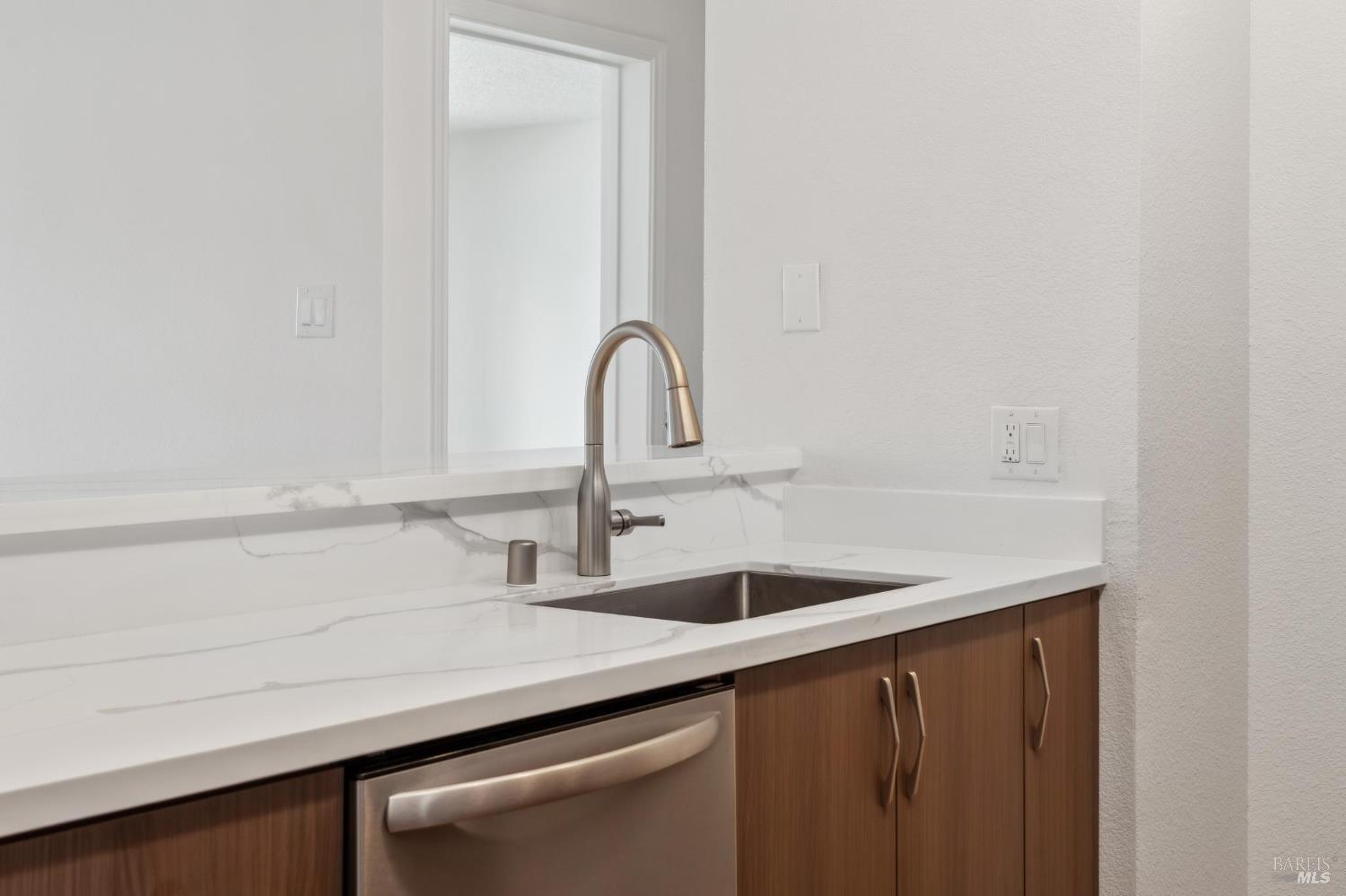 Detail Gallery Image 18 of 49 For 1201 Glen Cove Pkwy #514,  Vallejo,  CA 94591 - 1 Beds | 1 Baths
