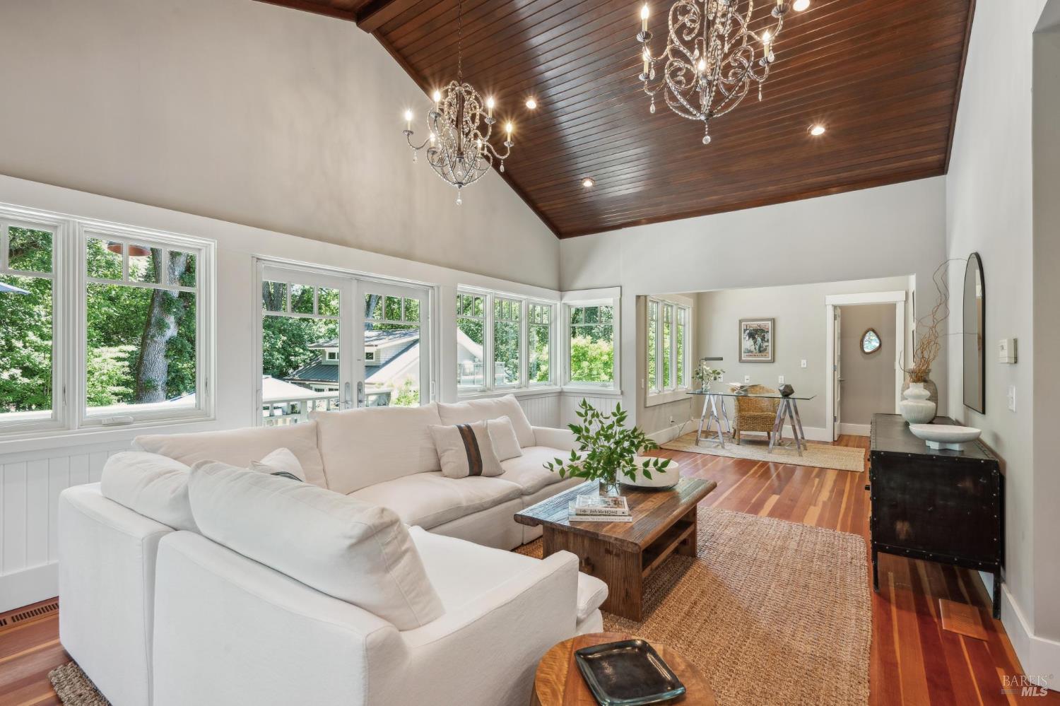 Detail Gallery Image 26 of 94 For 880 W Agua Caliente Rd, Sonoma,  CA 95476 - 4 Beds | 3 Baths