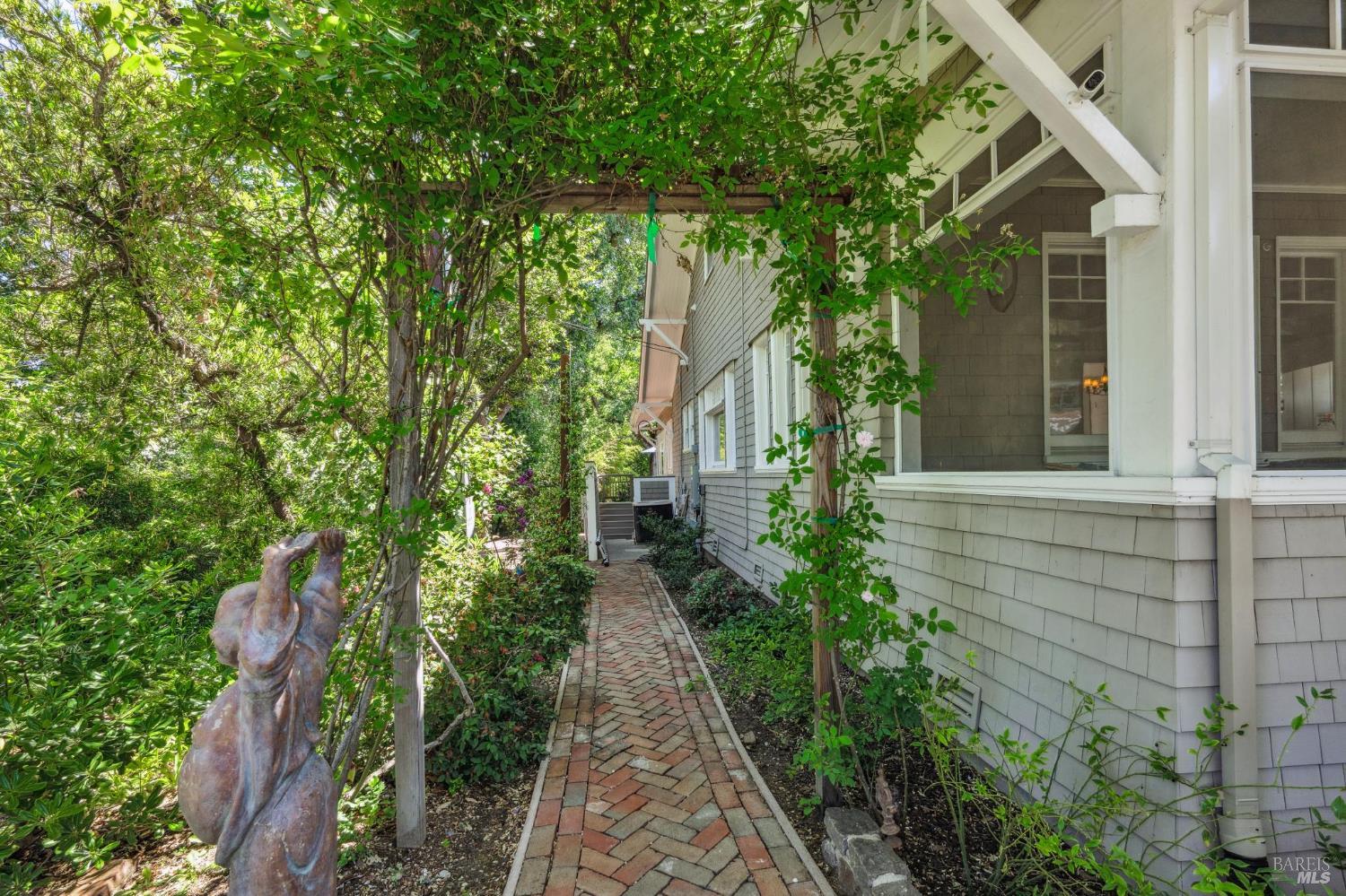Detail Gallery Image 90 of 94 For 880 W Agua Caliente Rd, Sonoma,  CA 95476 - 4 Beds | 3 Baths