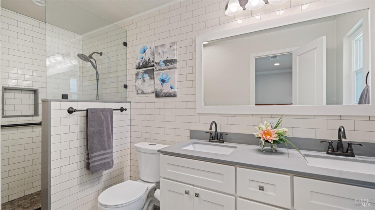 Detail Gallery Image 23 of 70 For 4270 Peaceful Glen Rd, Vacaville,  CA 95688 - 3 Beds | 2 Baths
